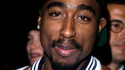 Tupac Shakur war 1996 in einem Auto in Las Vegas angeschossen worden und starb sechs Tage später im Krankenhaus. (Archivbild) (Foto: Tom Rodriguez/Globe Photos via ZUMA Wire/dpa)