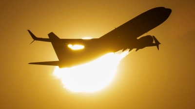 Hunderte Millionen Menschen fliegen jedes Jahr in der EU. (Archivbild) (Foto: Boris Roessler/dpa)