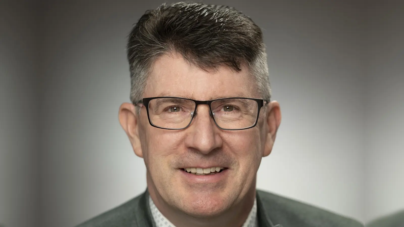 Sollte Bürgermeister Jürgen Meyer wieder gewählt werden, wird er sein Amt hauptamtlich ausüben. (Foto: Andreas Riedel)