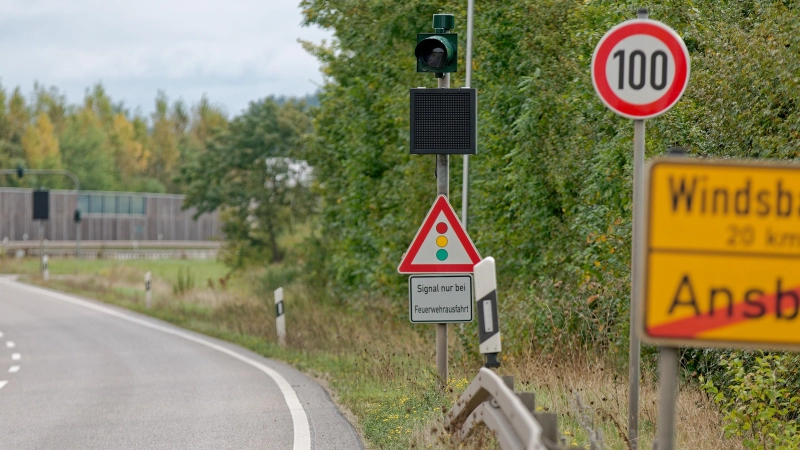 Die Signalanlage an der Feuerwache Ansbach funktioniert wieder. (Foto: Tizian Gerbing)