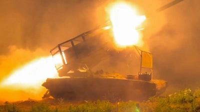 An den meisten Frontabschnitten der Ukraine gibt es weiterhin Kämpfe. (Archivbild) (Foto: Uncredited/Russisches Verteidigungsministerium/AP/dpa)