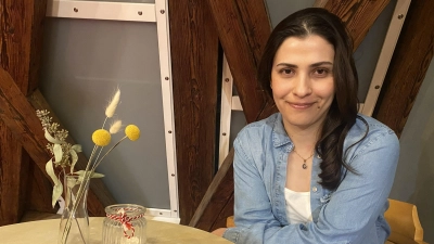 Sherin Abdul Aziz ist Regieassistentin beim Landestheater Dinkelsbühl.  (Foto: Lisa-Maria Liebing)