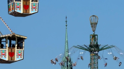 Auf der Wiesn ist das Kiffen komplett verboten. (Foto: Karl-Josef Hildenbrand/dpa)