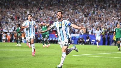 Lionel Messi traf doppelt gegen Algerien. (Foto: Tom Weller/dpa)