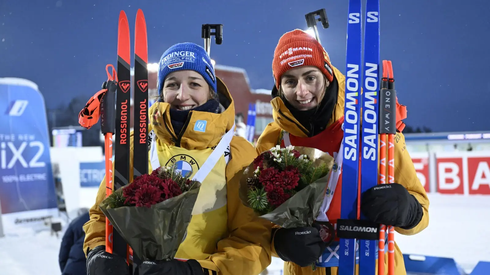 Franziska Preuß und Vanessa Voigt beenden das erste Einzelrennen in den Top Ten. (Foto: Pontus Lundahl/TT News Agency/AP/dpa)