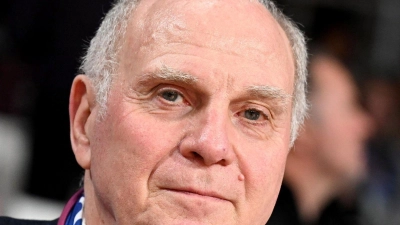 Bayern-Ehrenpräsident Uli Hoeneß sieht keinen Grund für eine Aussprache mit Sportvorstand Max Eberl. (Foto: Ulrich Gamel/Bildagentur kolbert-press/dpa)