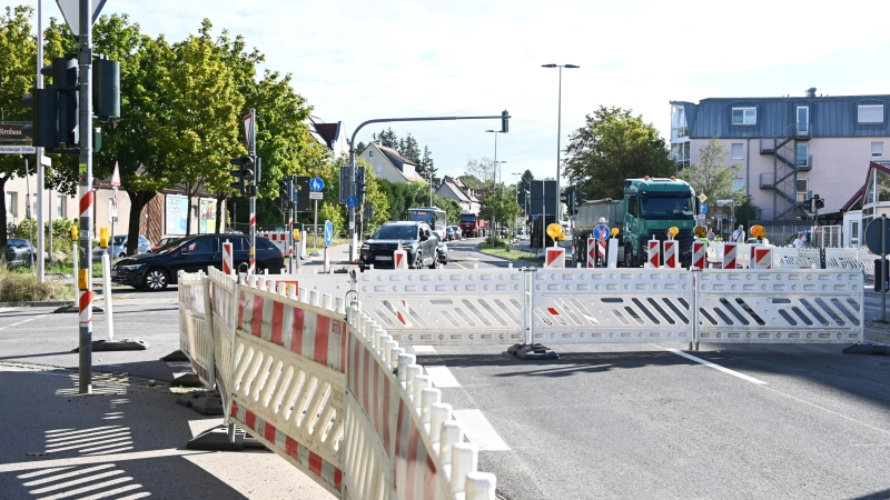 Die Eyber Kreuzung in Ansbach ist noch bis Montag gesperrt. Die Baustelle befindet sich im Zeitplan. (Foto: Luca Paul)