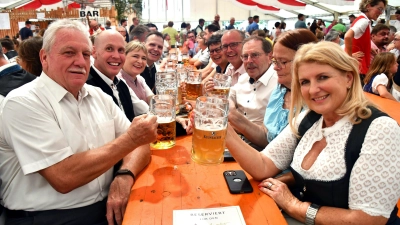 Bürgermeisterin Dr. Birgit Kreß wünscht allen schöne, fröhliche und friedliche Kirchweihtage in Markt Erlbach. (Foto: Gudrun Schwarz-Köhler)