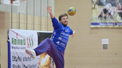 Torhüter Andreas Amann (in der vergangenen Saison) zeigte beim Auftaktsieg in Anzing ein starke Leistung. Darauf bauen die Rothenburger auch im ersten Heimspiel gegen Günzburg. (Foto: Martin Rügner)