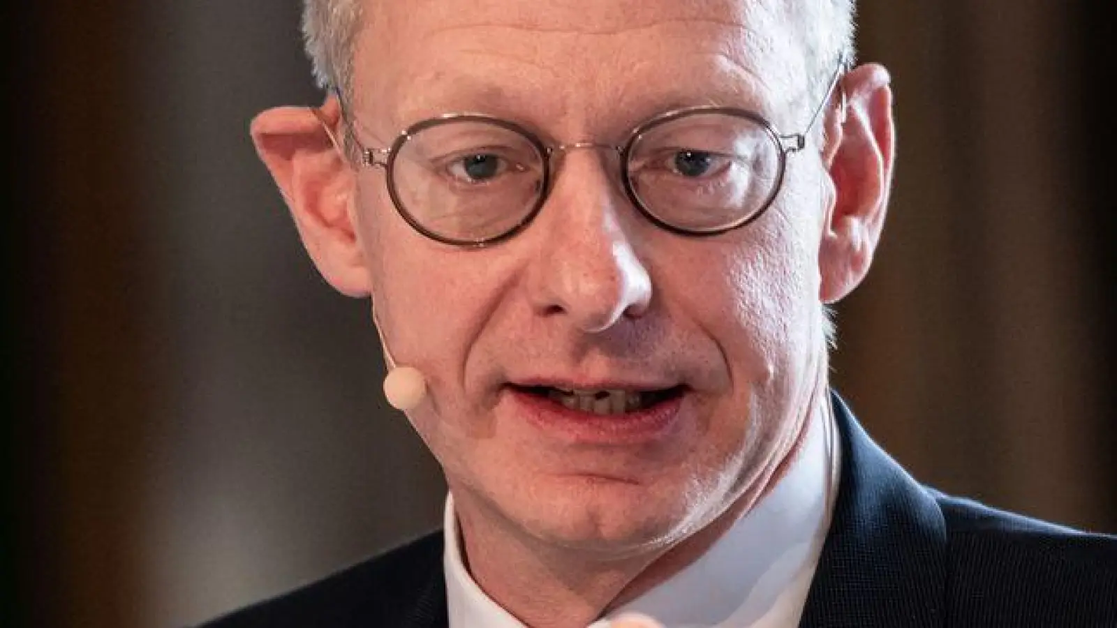 Bewertet die neue Gehaltsregel im Fußball als Schritt in richtige Richtung. (Archivbild) (Foto: Fabian Strauch/dpa)