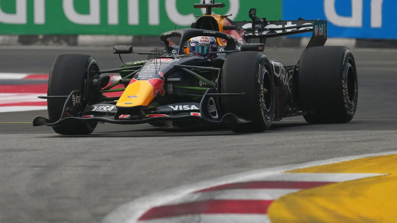 Max Verstappen ist in der Sprint-Qualifikation nicht zu schlagen. (Foto: Ng Han Guan/AP/dpa)