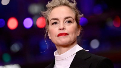 Regisseurin Nia DaCostas hat in „Hedda“ weibliche Charaktere geschaffen, die unglaublich komplex und nuanciert sind, voller Mehrdeutigkeiten. Ich liebe es“, sagte Schauspielerin Nina Hoss bei der Premiere. (Archivfoto) (Foto: Fabian Sommer/dpa)