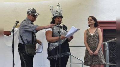 Ihr Stück „Aschenputtel in Neustadt” präsentierten die ukrainischen Mitglieder der „Walk and Talk”-Gruppe beim Fest der Begegnung von 2024. (Archivbild: Ute Niephaus)