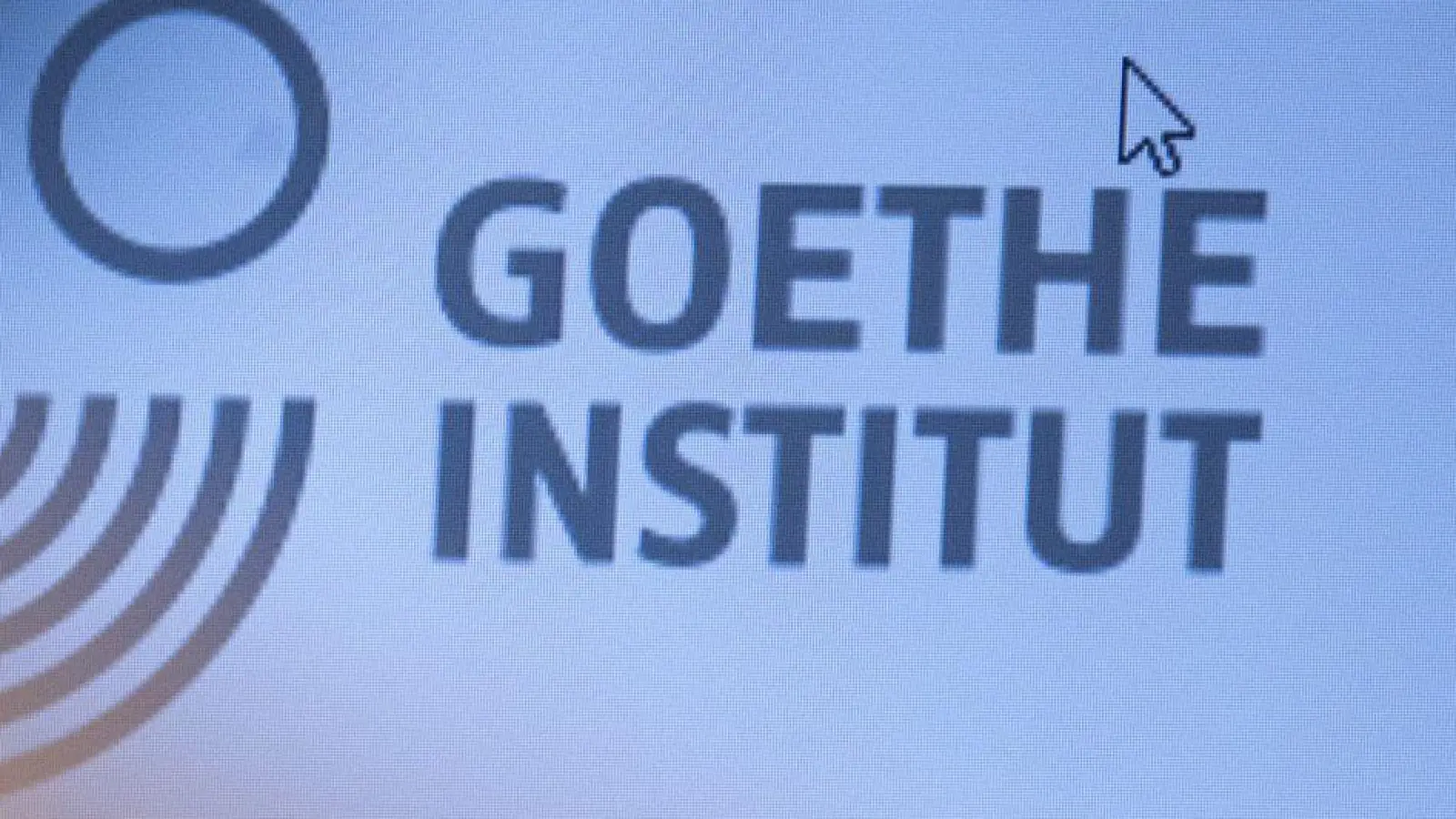 Das Goethe-Institut bedauert, dass es bestimmte Social-Media-Posts der Künstlerin Basma al-Sharif nicht kannte. (Symbolbild) (Foto: Sebastian Gollnow/dpa)