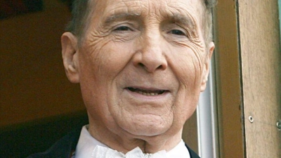 Freddy Quinn liebte den Zirkus und trat oft als Zirkusdirektor im Fernsehen auf. (Archivbild) (Foto: Maurizio Gambarini/dpa)