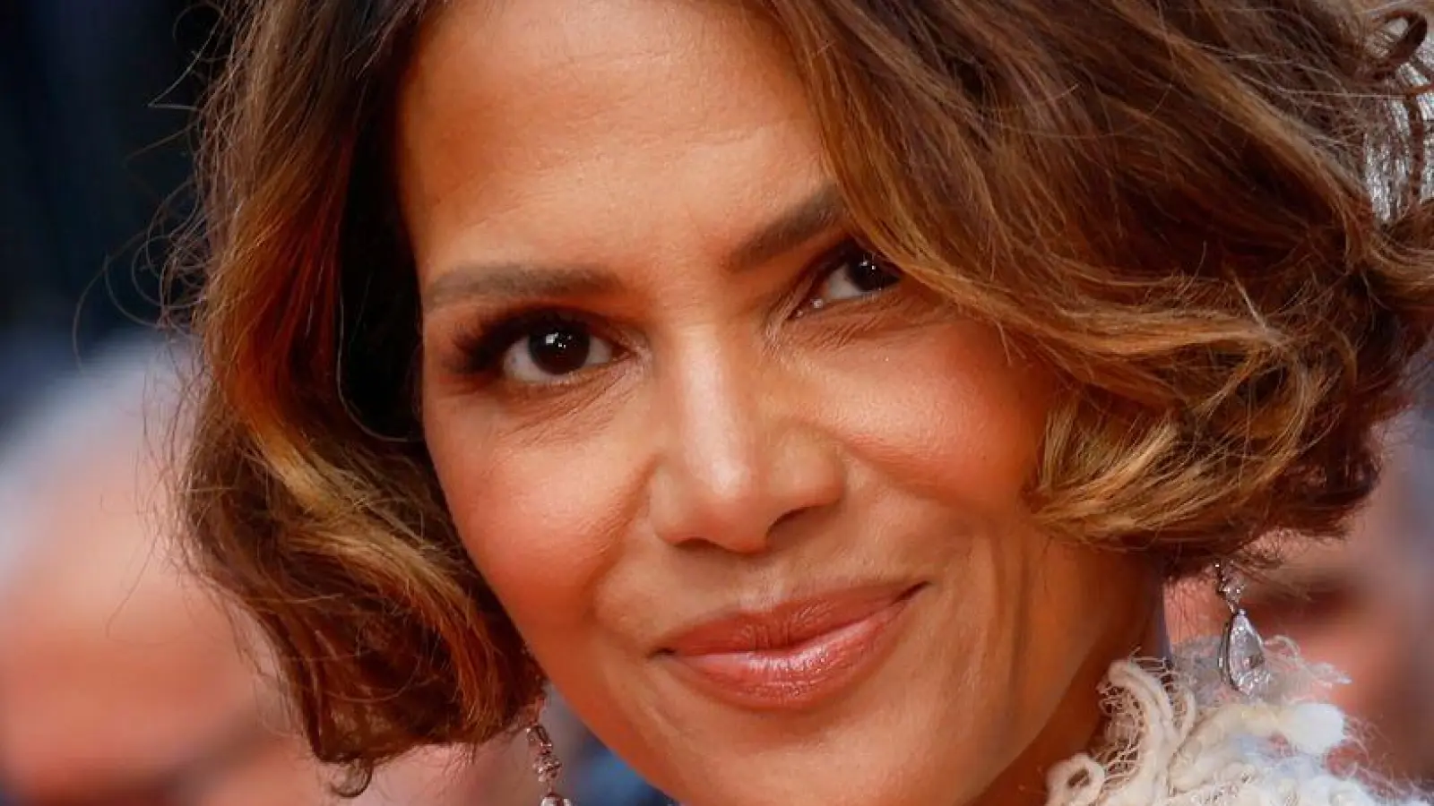 Nach sechs Jahren Beziehung haben sich Berry und Hunt das Ja-Wort gegeben. (Archivbild) (Foto: Joel C Ryan/Invision/dpa)