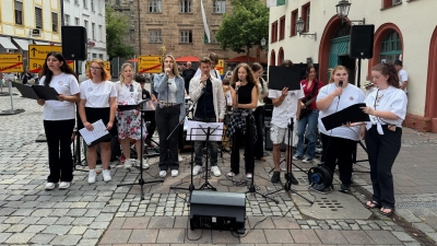 Die Projektband „Limperts Echo” erinnerte mit einem Song an den Ansbacher Widerstandskämpfer.  (Foto: Lara Hausleitner)