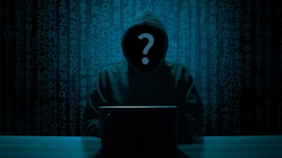 Auch ein Laptop kann zur Waffe werden, wenn Hacker ganze Unternehmen lahmlegen oder Existenzen zerstören. Letzteres ist 2024 auch im Landkreis Neustadt/Aisch-Bad Windsheim passiert. (Foto: Pixabay)