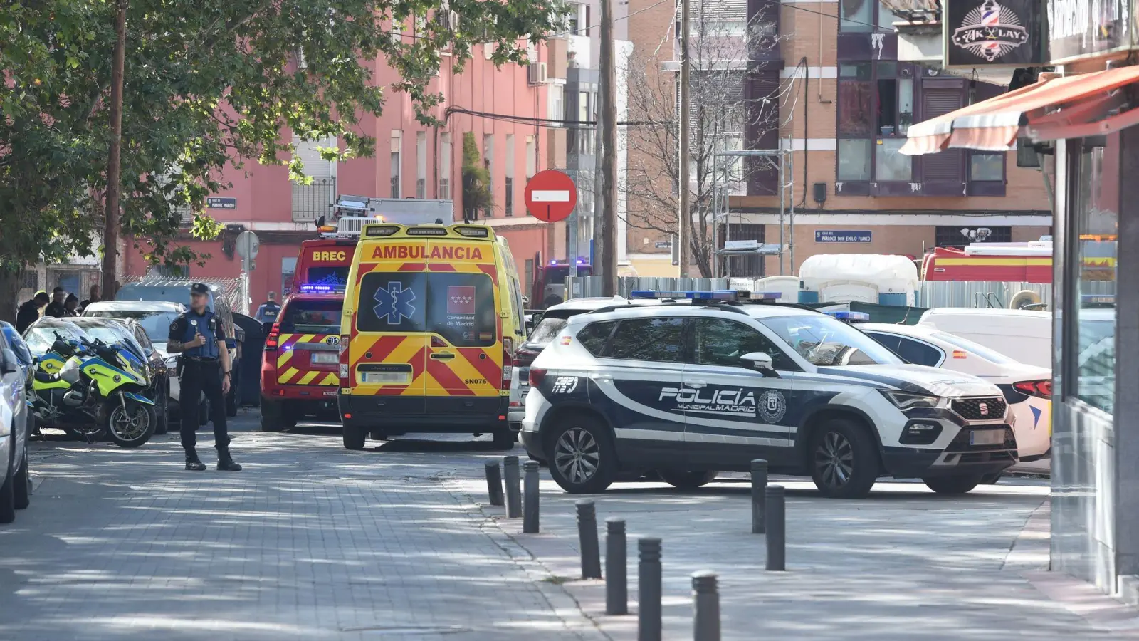 Bei einer Explosion in einer Bar im Süden der spanischen Hauptstadt Madrid wurden mehrere Menschen zum Teil schwer verletzt.  (Foto: Gustavo Valiente/EUROPA PRESS/dpa)