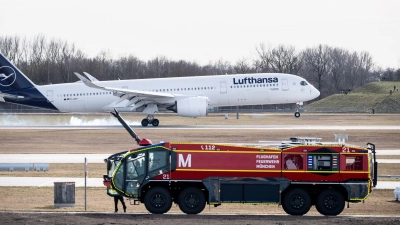 Wurde die Flughafenfeuerwehr nicht alarmiert? (Symbolbild) (Foto: Matthias Balk/dpa)