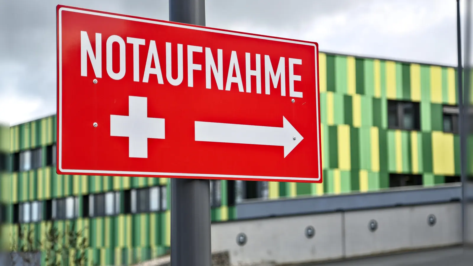 Was wird aus der Stroke Unit im Klinikum Neustadt/Aisch? Die Frage steht im Zentrum einer Debatte um medizinische Standorte. (Foto: Tizian Gerbing)