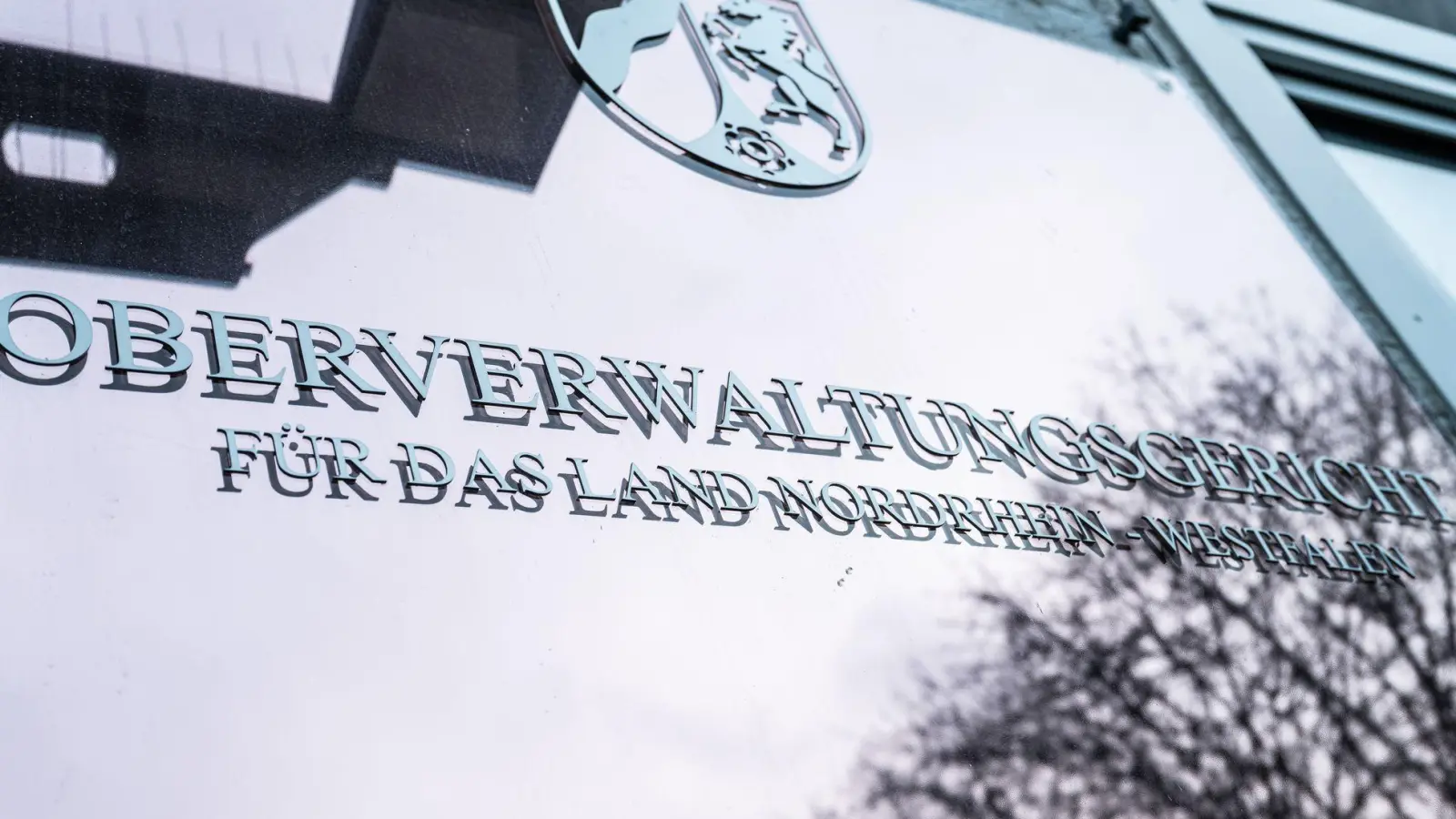 Das Oberverwaltungsgericht für das Land Nordrhein-Westfalen hat ein Verkaufsverbot durch die Bundesnetzagentur vorerst gestoppt. (Archivbild) (Foto: Guido Kirchner/dpa)