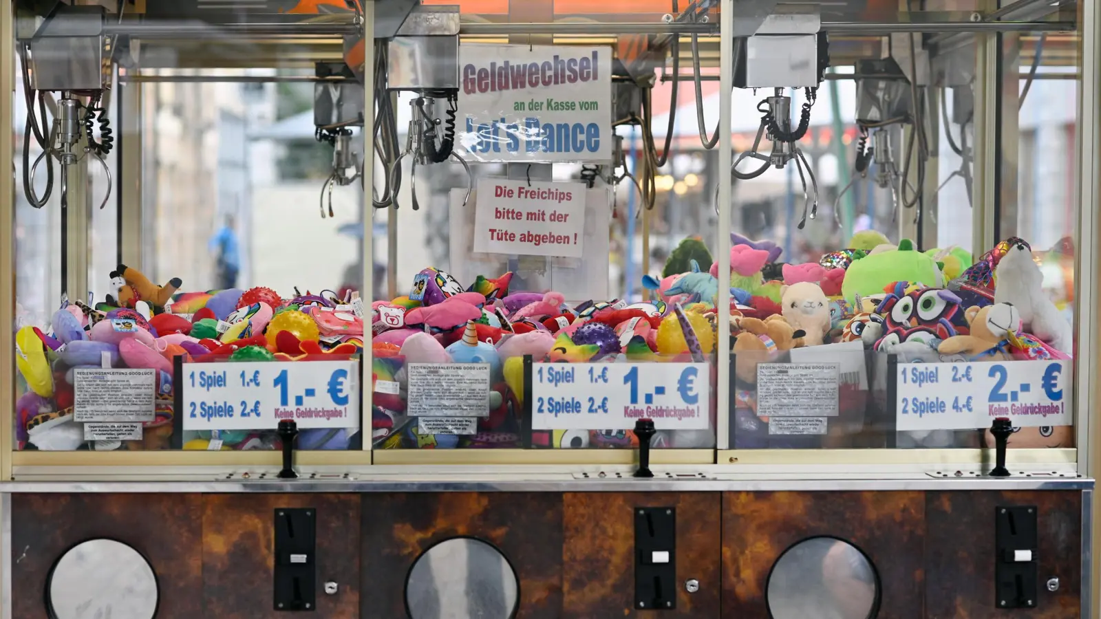 Bieranstich, Livemusik und ordentlich Trubel: Das sind die Impressionen unserer Reporter vom Ansbacher Altstadtfest 2023. (Foto: Jim Albright)