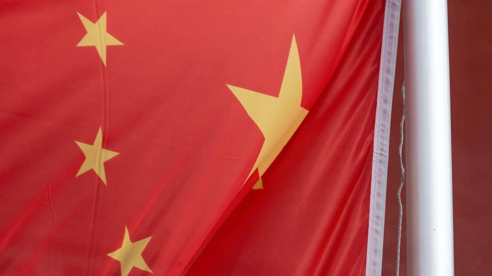 Die Perlon-Gruppe wird von einem chinesischen Unternehmen übernommen. (Symbolbild)  (Foto: Stefan Sauer/dpa)