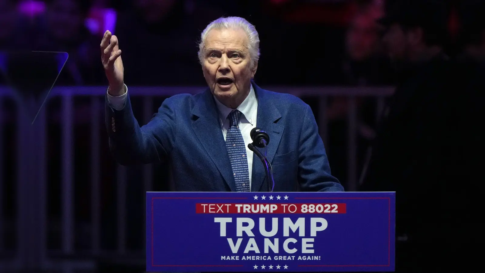 US-Schauspieler Jon Voight ist einer von Donald Trumps „Botschaftern“ in Hollywood. (Archivbild)   (Foto: Matt Rourke/AP/dpa)