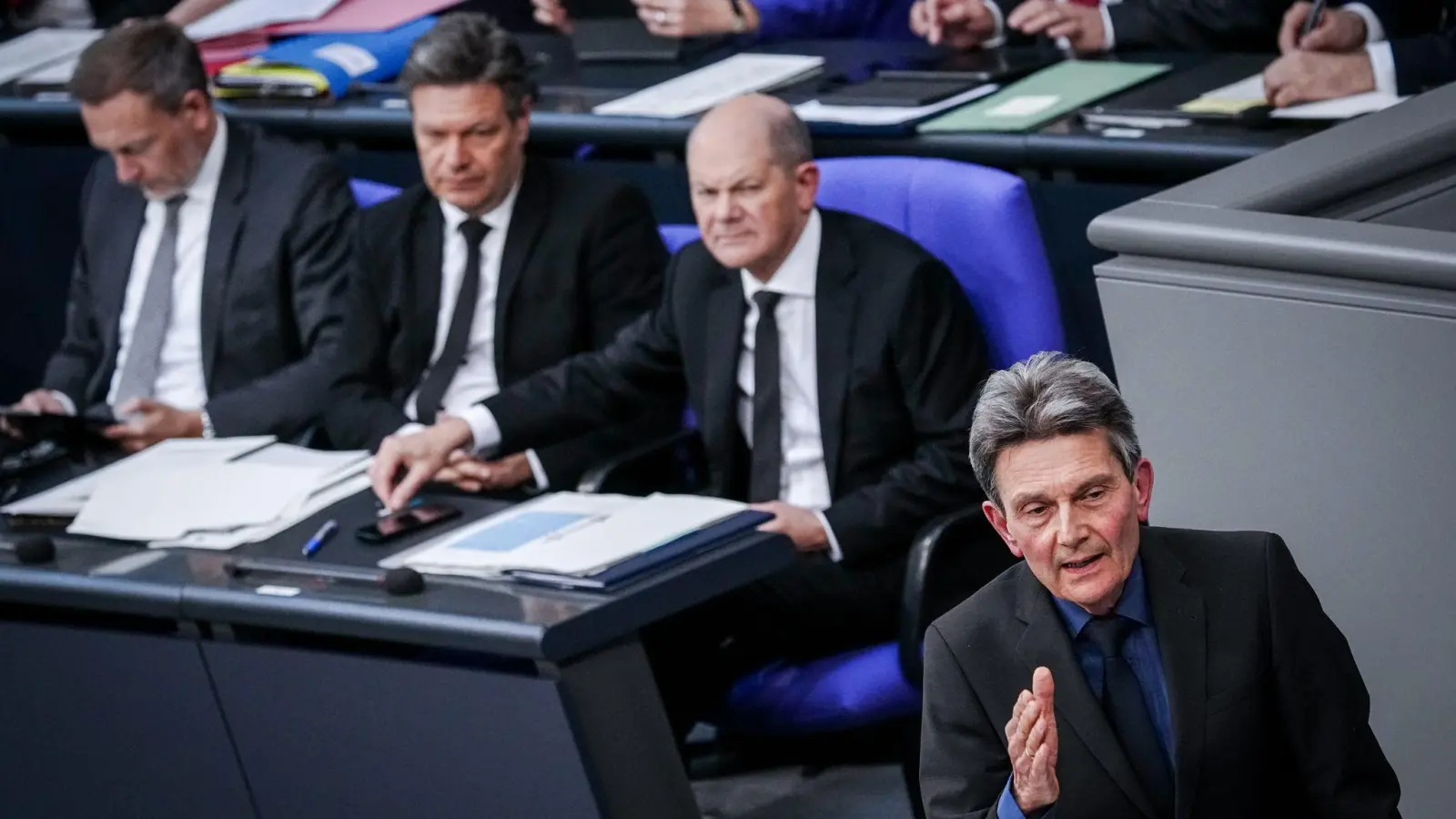 Christan Lindner sieht in Rolf Mützenich eine Gefahr für die Koalition. (Archivbild)  (Foto: Kay Nietfeld/dpa)