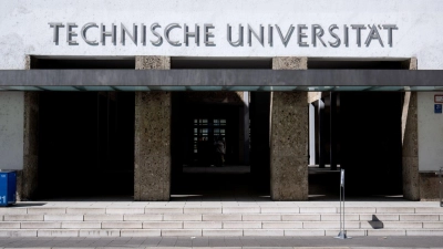 Die Technische Universität München will mit der Universität der Bundeswehr und Partnern aus der Rüstungsindustrie ihre Aktivitäten bei der Forschung in den Bereichen Sicherheit und Verteidigung intensivieren. (Archivbild) (Foto: Sven Hoppe/dpa)