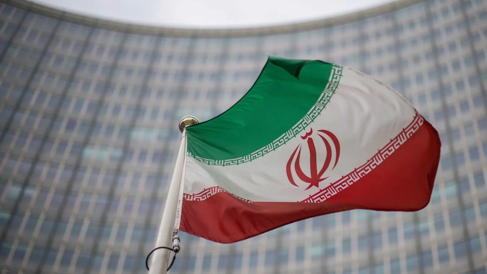 Die deutsche Botschaft in Teheran könne derzeit nur eingeschränkt konsularische Hilfe leisten, teilte das Auswärtige Amt mit. (Archivbild) (Foto: Michael Gruber/AP/dpa)