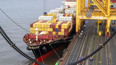 Europas größte Volkswirtschaft wird nach Einschätzung von Volkswirten im laufenden Jahr allenfalls minimal wachsen. (Symbolbild) (Foto: Sina Schuldt/dpa Pool/dpa)