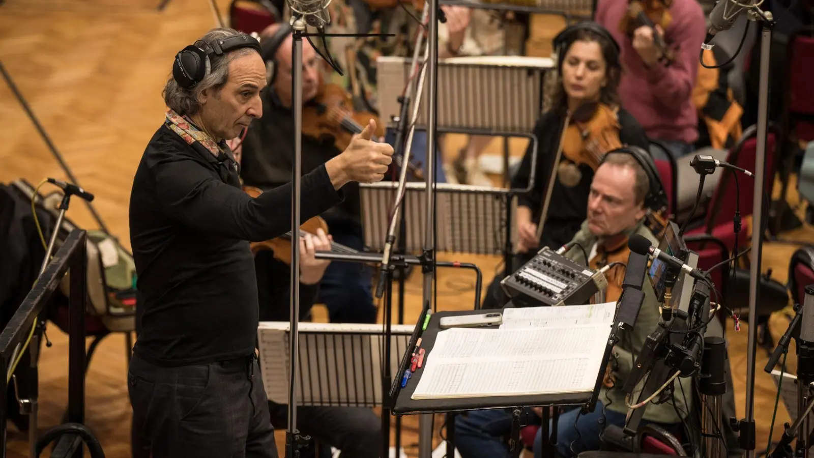 Für die Filmmusik-Aufnahme wurden die legendären Abbey Road Studios genutzt. (Foto: Lara Cornell/Universal Pictures/Amblin Entertainment/dpa)