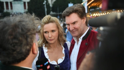 Haben sich entschieden, getrennte Wege zu gehen: Veronica Ferres und Carsten Maschmeyer (Archiv). (Foto: Felix Hörhager/dpa)