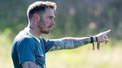 Wolfsburgs neuer Trainer Tobias Strobl soll den Verein zurück in die Bundesliga führen. (Archivbild)  (Foto: Swen Pförtner/dpa)