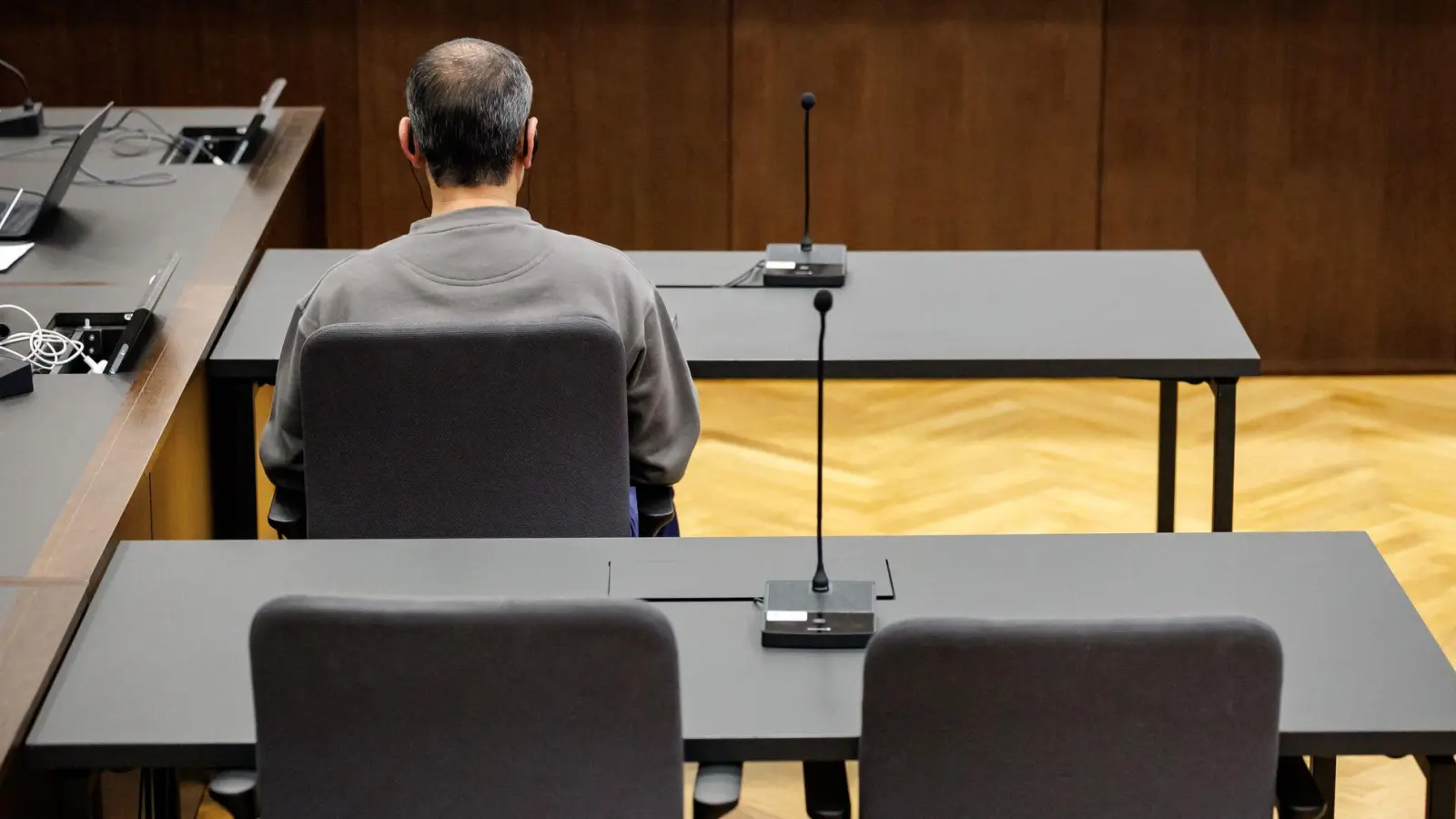 Das Landgericht hatte den Angeklagten im Februar zu lebenslanger Haft verurteilt. (Archivbild) (Foto: Daniel Karmann/dpa)
