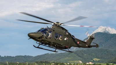 Das Bundesheer stellte zwei Helikopter zur Verfügung. (Foto: Hansjoerg Raggl/MILITÄRKOMMANDO TIROL/APA/dpa)