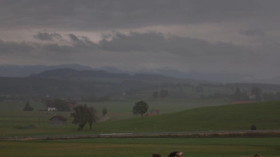 In Bayern gab es Gewitter.  (Foto: Karl-Josef Hildenbrand/dpa)