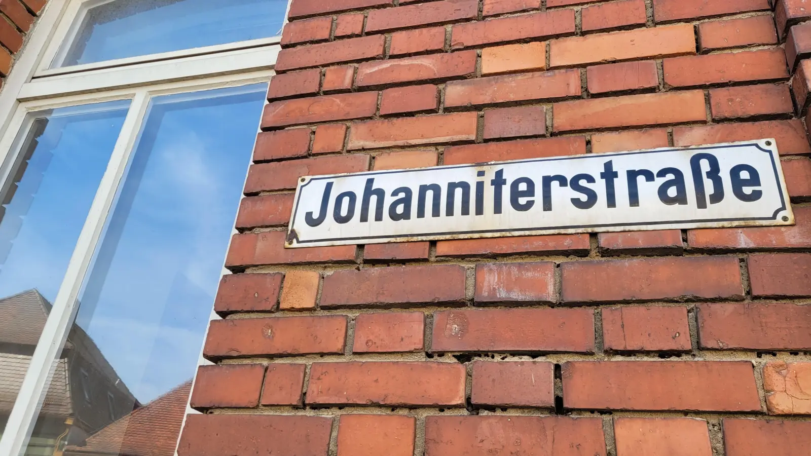 Die Fassaden der Häuser entlang der Johanniterstraße in Bad Windsheim könnten bald beleuchtet werden. So soll das „kulturelle Kapital” Bad Windsheims in Szene gesetzt werden, hieß es im Stadtrat. (Foto: Nina Daebel)