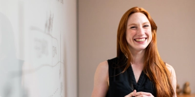 Ausbildung oder duales Studium: Was ist das richtige für mich? Beide Wege haben ihre Vor- und Nachteile. (Foto: Pixabay)