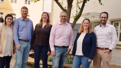 Die Neuen im Uffenheimer Rat (von links): Anna-Lena Langmann-Göller, Thomas Schirmer, Yvonne Hirsch, Torsten Höhn, Daniela Rupsch und Andreas Keller. (Foto: Johannes Zimmermann)