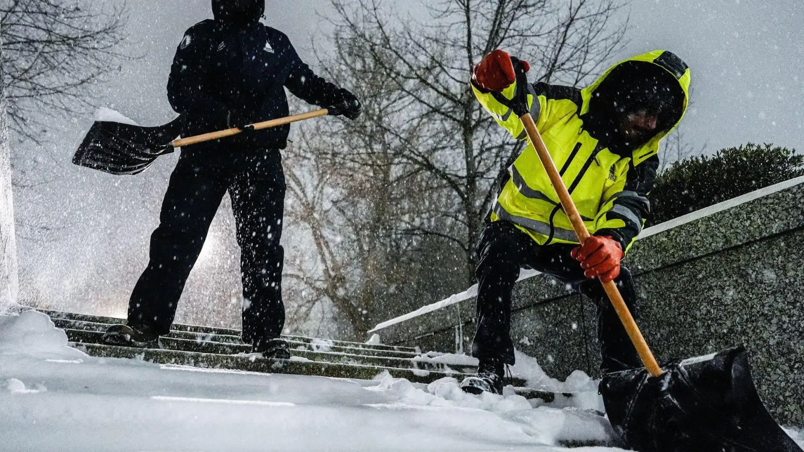  Zahlreiche Staaten haben den Notstand ausgerufen, um, falls notwendig, deutlich schneller Hilfsgelder und Personal mobilisieren zu können.  (Foto: Julia Demaree Nikhinson/AP/dpa)