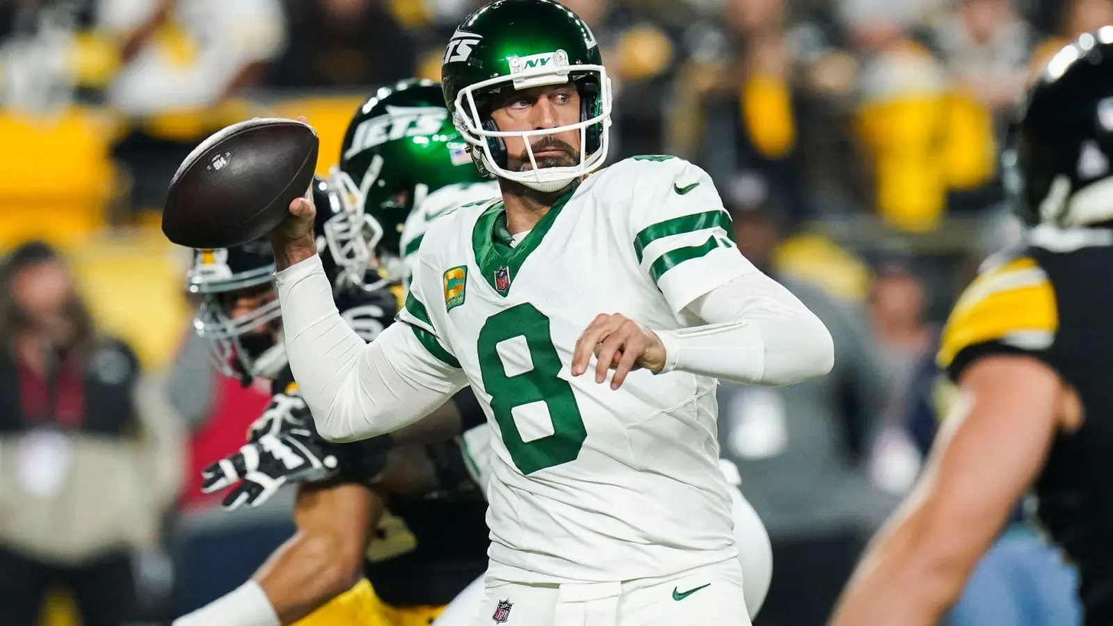 Trägt zukünftig das Gelb und Schwarz der Pittsburgh Steelers: Quarterback Aaron Rodgers.  (Foto: Matt Freed/AP/dpa)