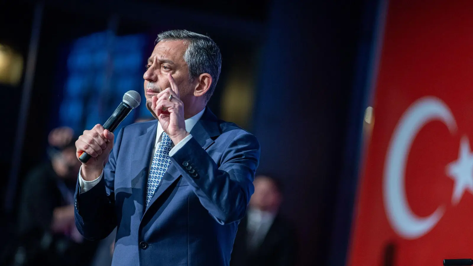 Der ehemalige Parteivorsitzende schickt eine Nachricht aus dem Parteisitz. (Archivbild) (Foto: Tunahan Turhan/SOPA Images via ZUMA Press Wire/dpa)