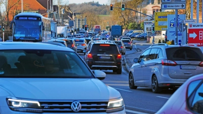 41.747 Fahrzeuge sind aktuell in Ansbach zugelassen. Der Großteil setzt immer noch auf klassische Verbrennermotoren. Doch die Zahl der Elektroautos nimmt kontinuierlich zu. (Archivbild: Jim Albright)