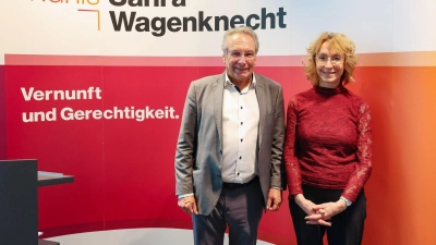 Die Einigkeit ist dahin: Zwischen den beiden BSW-Co-Vorsitzenden Klaus Ernst und Irmgard Freihoffer tobt ein heftiger Streit. (Archivbild) (Foto: Daniel Löb/dpa)