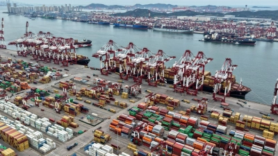 Chinas Wirtschaft verliert an Schwung. Die zweitgrößte Volkswirtschaft legte im dritten Quartal noch um 4,8 Prozent zu. (Archivbild) (Foto: Li Ziheng/XinHua/dpa)