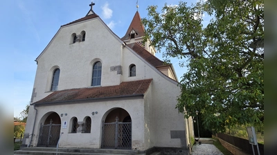 Der Kirchweihgottesdienst in der Kirche St. Gumbertus und Urban beginnt um 10 Uhr. (Foto: Hans-Bernd Glanz)