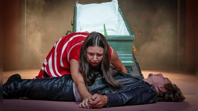 „Romeo und Julia“ von William Shakesperare ist derzeit in Oberammergau zu sehen. (Handout)    (Foto: Arno Declair/Oberammergauer Passionsspiele/dpa)